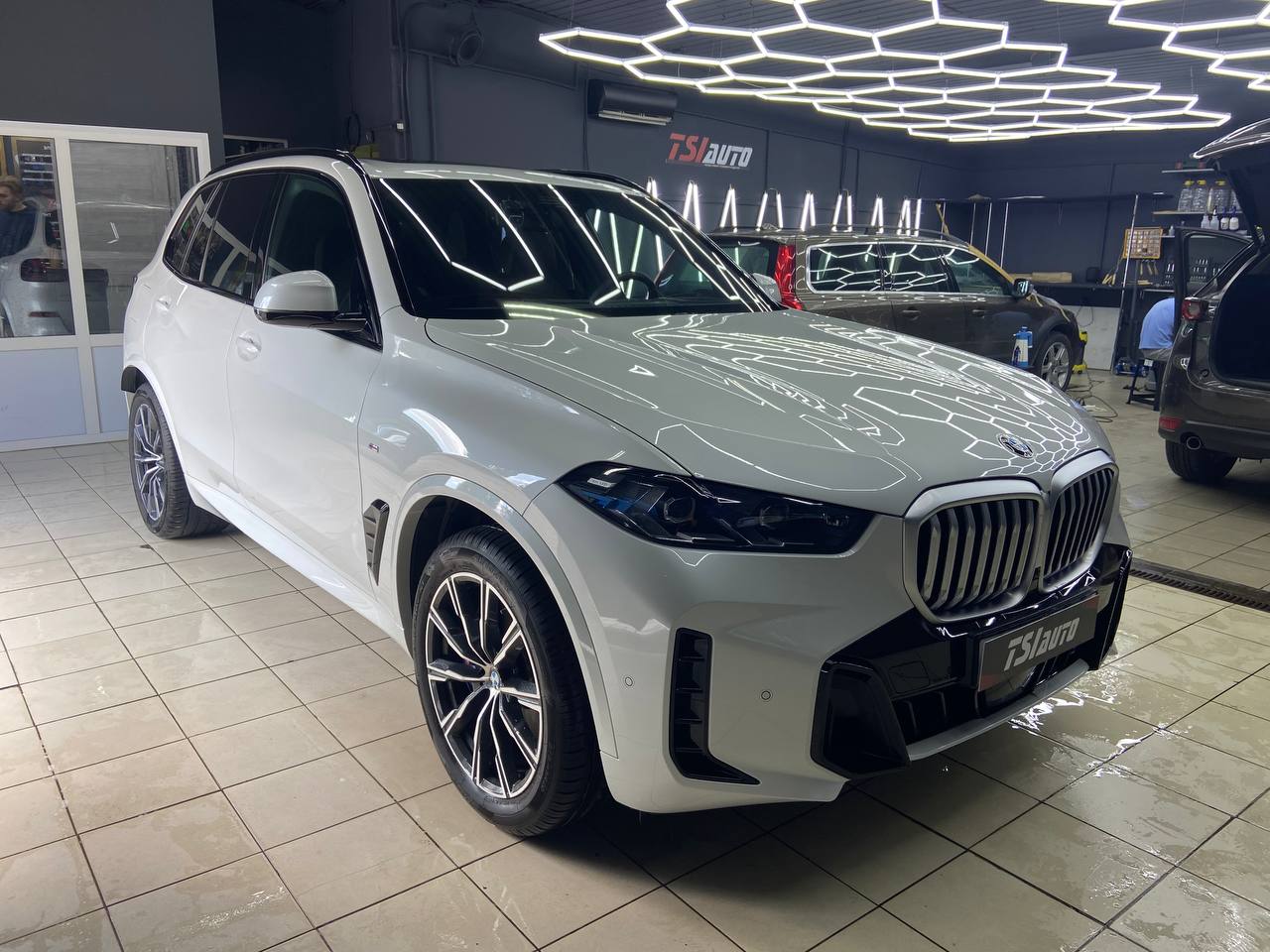 BMW X5 G05 оклейка пленкой в Ростове-на-Дону