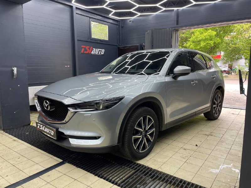 Оклейка пленкой Mazda CX-5 в Ростове-на-Дону