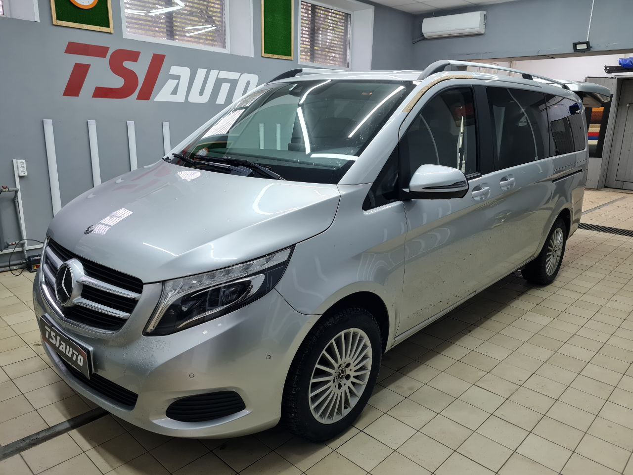 Правильная шумоизоляция Mercedes V-class (W447) в Ростове-на-Дону 