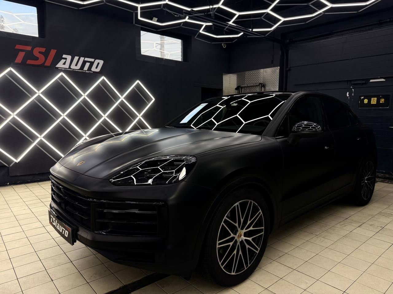 Porsche Cayenne оклейка матовой пленкой в Ростове-на-Дону