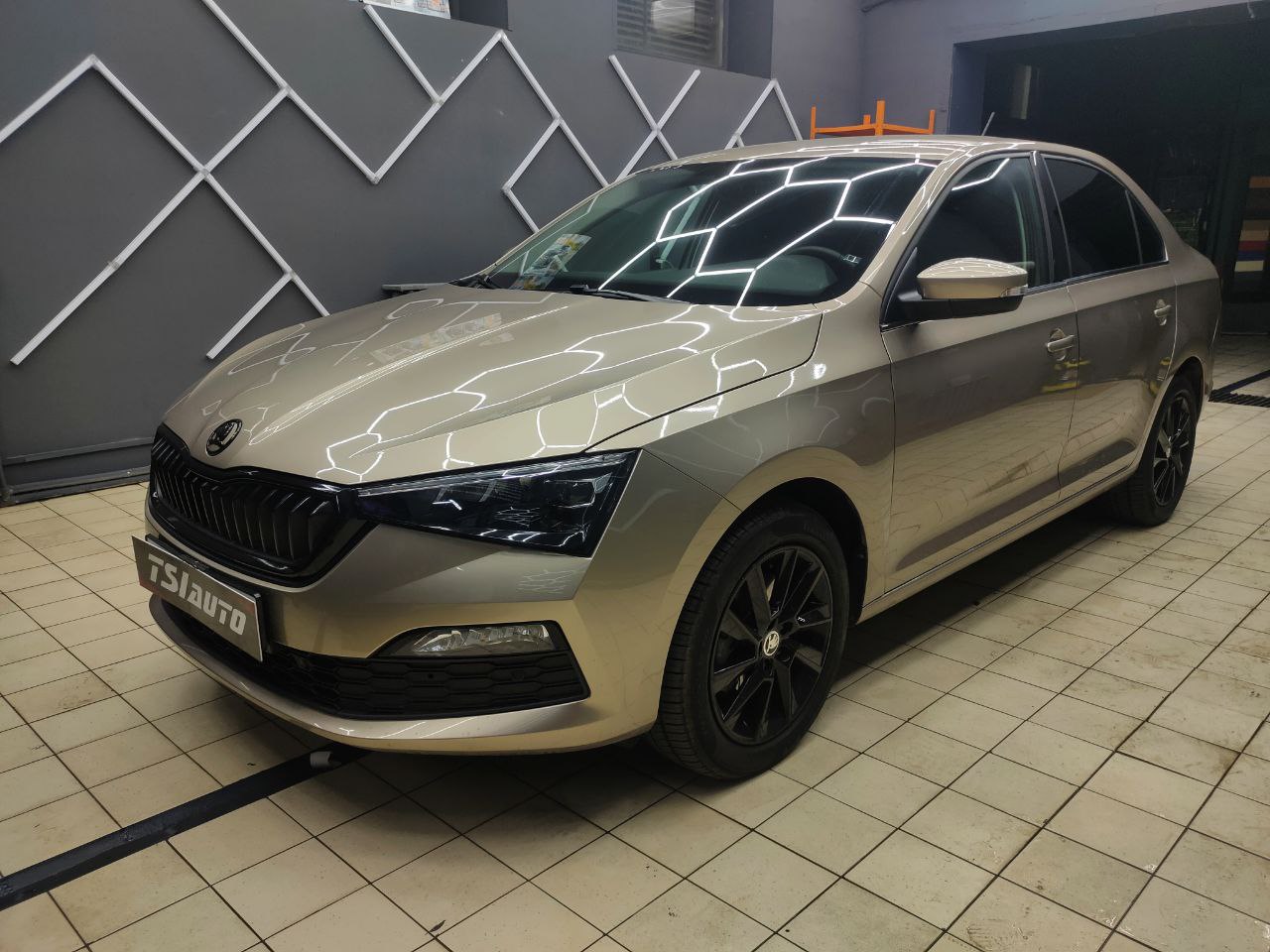 Полная шумоизоляция Skoda Rapid за 1 день фото и цены пакет Элит