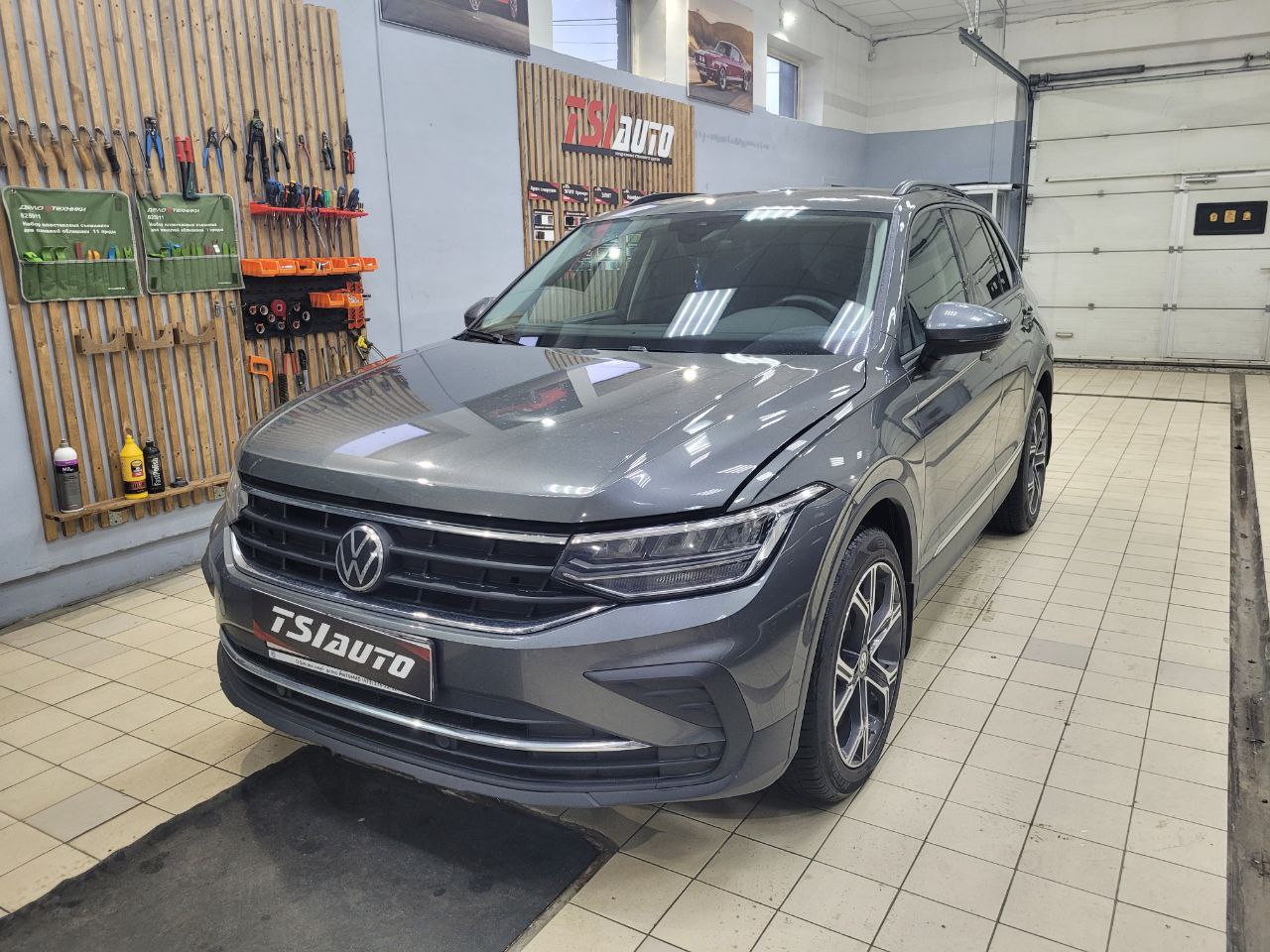 Шумоизоляция Volkswagen Tiguan 2 в Ростове-на-Дону - Элит Премиум