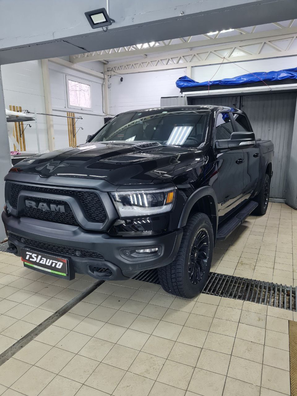 Dodge Ram TRX шумоизоляция арок в Ростове-на-Дону