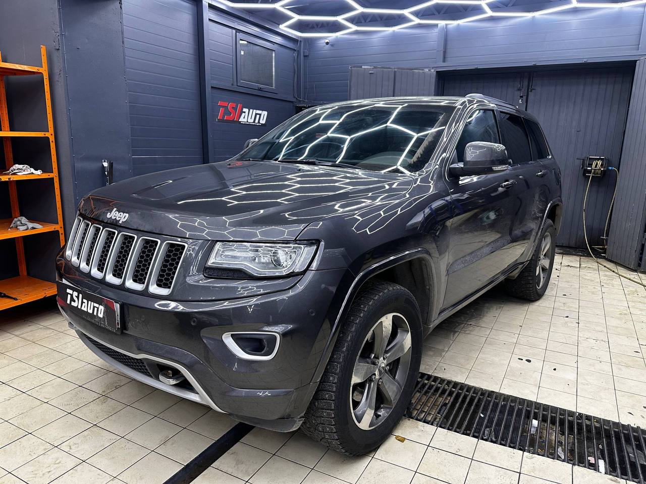 Полная шумоизоляция Jeep Cherokee в Ростове-на-Дону
