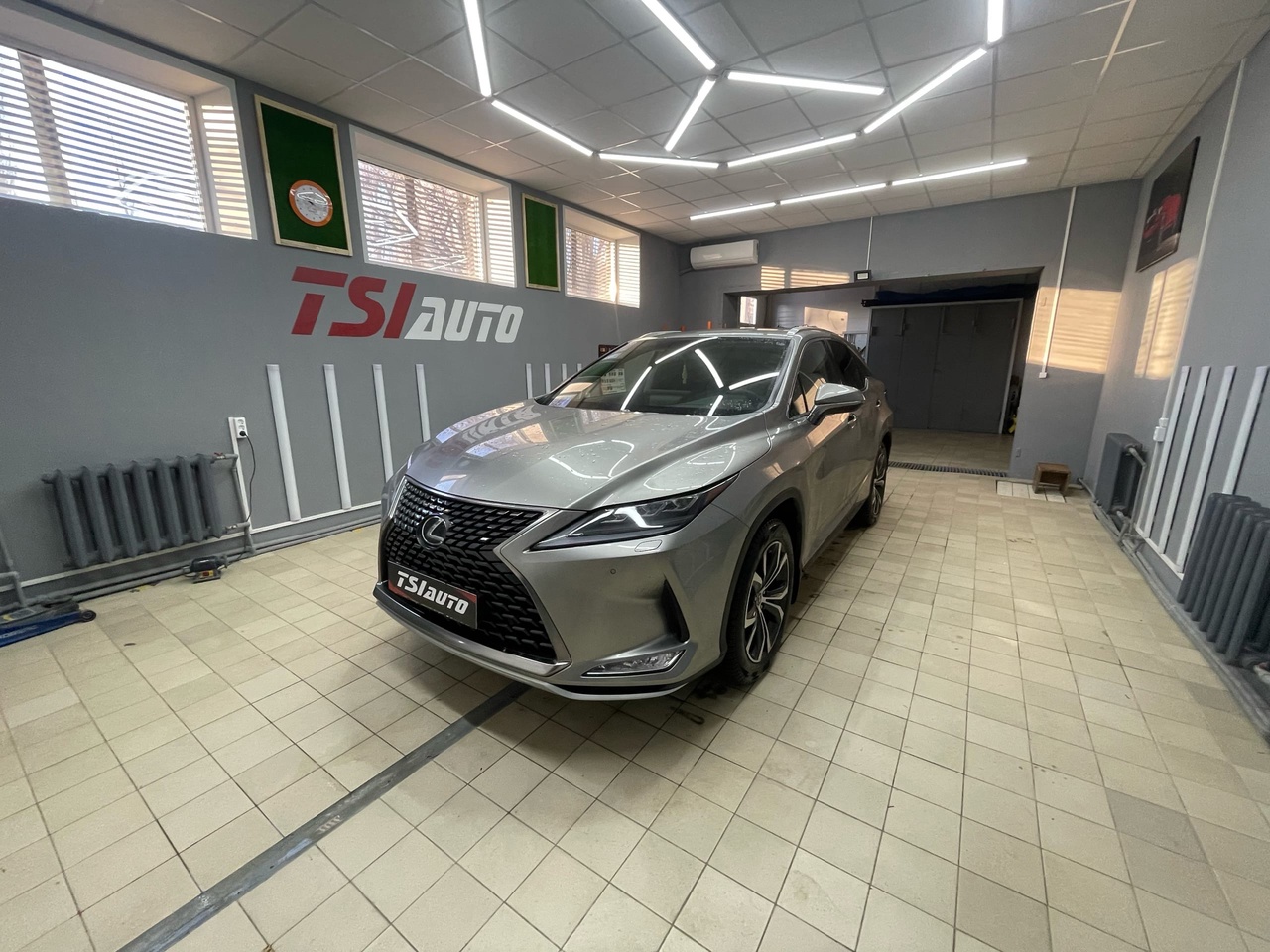 Шумоизоляция Lexus RX в Ростове-на-Дону