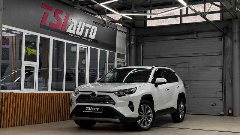 Оклейка пленкой Toyota RAV 4 в Ростове-на-Дону