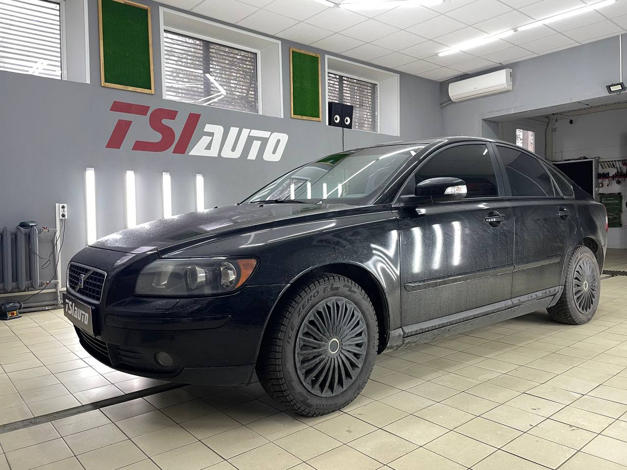 Шумоизоляция Volvo S40 в Ростове-на-Дону